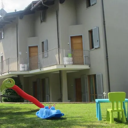 Réva Residences&pool Appartement *