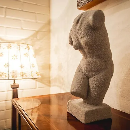 Reva Residences And Pool Monforte dʼAlba