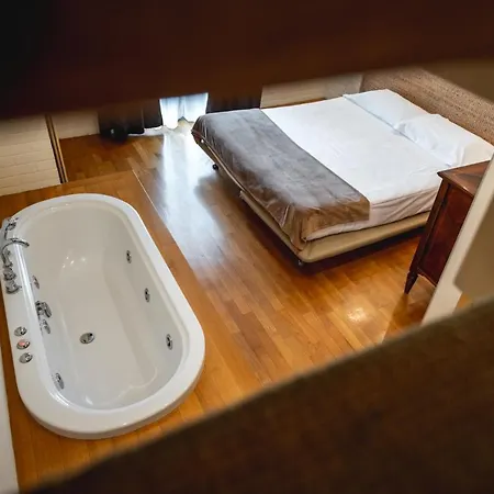 Apartment Reva Residences And Pool