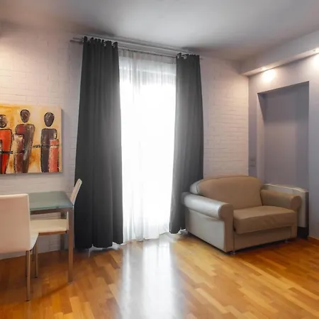 Reva Residences And Pool Monforte dʼAlba