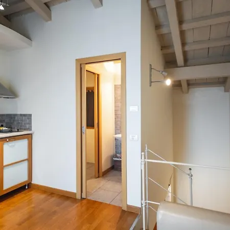 Reva Residences And Pool *