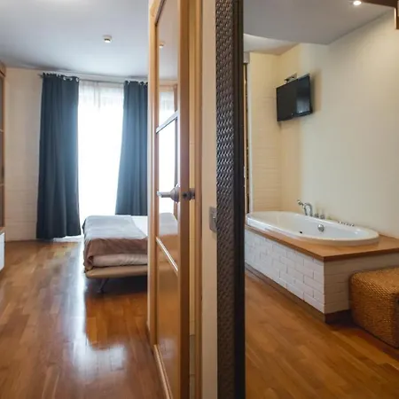 Lägenhet Reva Residences And Pool Monforte dʼAlba