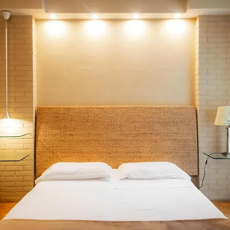 Lägenhet Reva Residences And Pool *