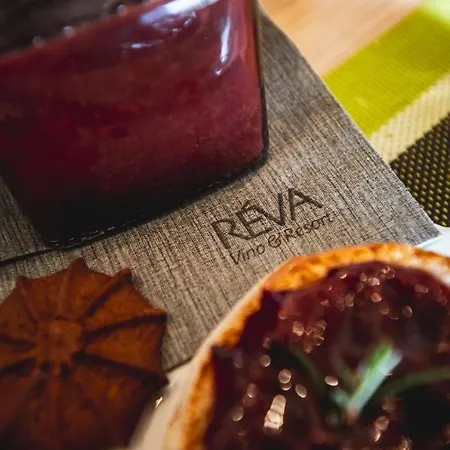 아파트 Reva Residences And Pool *