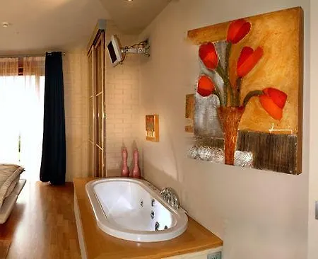 Apartment Reva Residences And Pool Monforte D'Alba