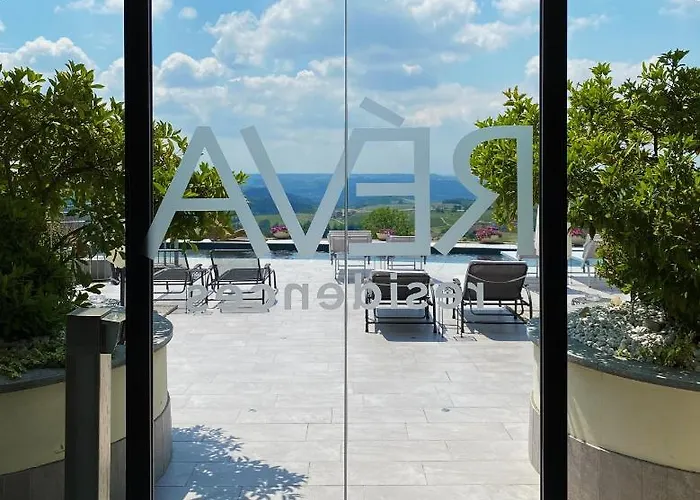 Reva Residences And Pool Daire