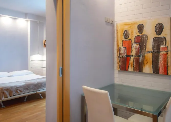 Apartment Reva Residences And Pool