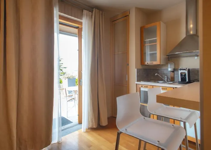 Reva Residences And Pool Apartment *