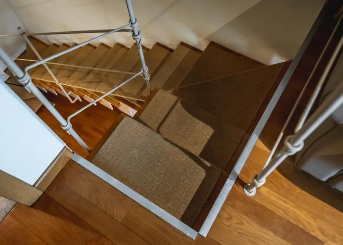 Apartment Reva Residences And Pool