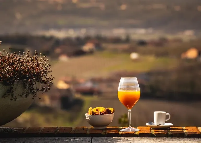 Reva Residences And Pool Apartment