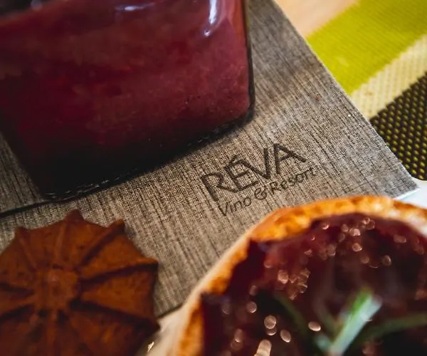 Apartment Reva Residences And Pool *