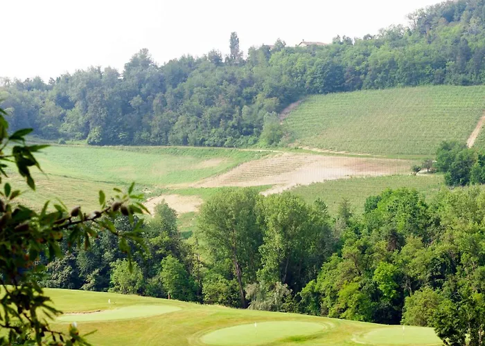 Reva Residences And Pool *