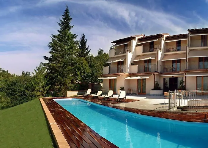 Reva Residences And Pool Daire *